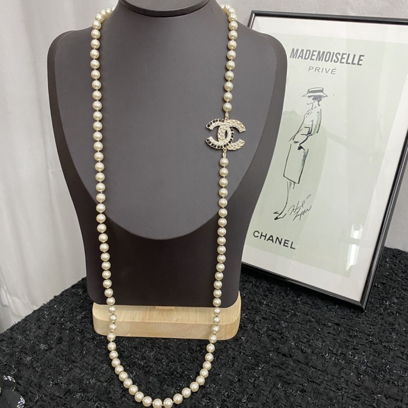 Ch**el necklaces